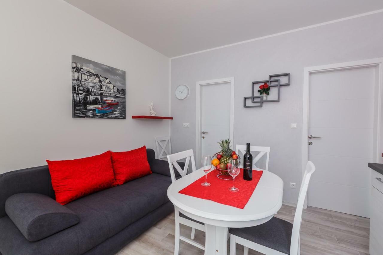 Apartmani Nikola Plano Exterior photo
