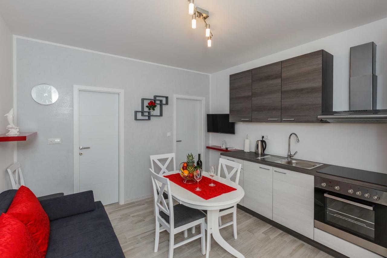 Apartmani Nikola Plano Exterior photo